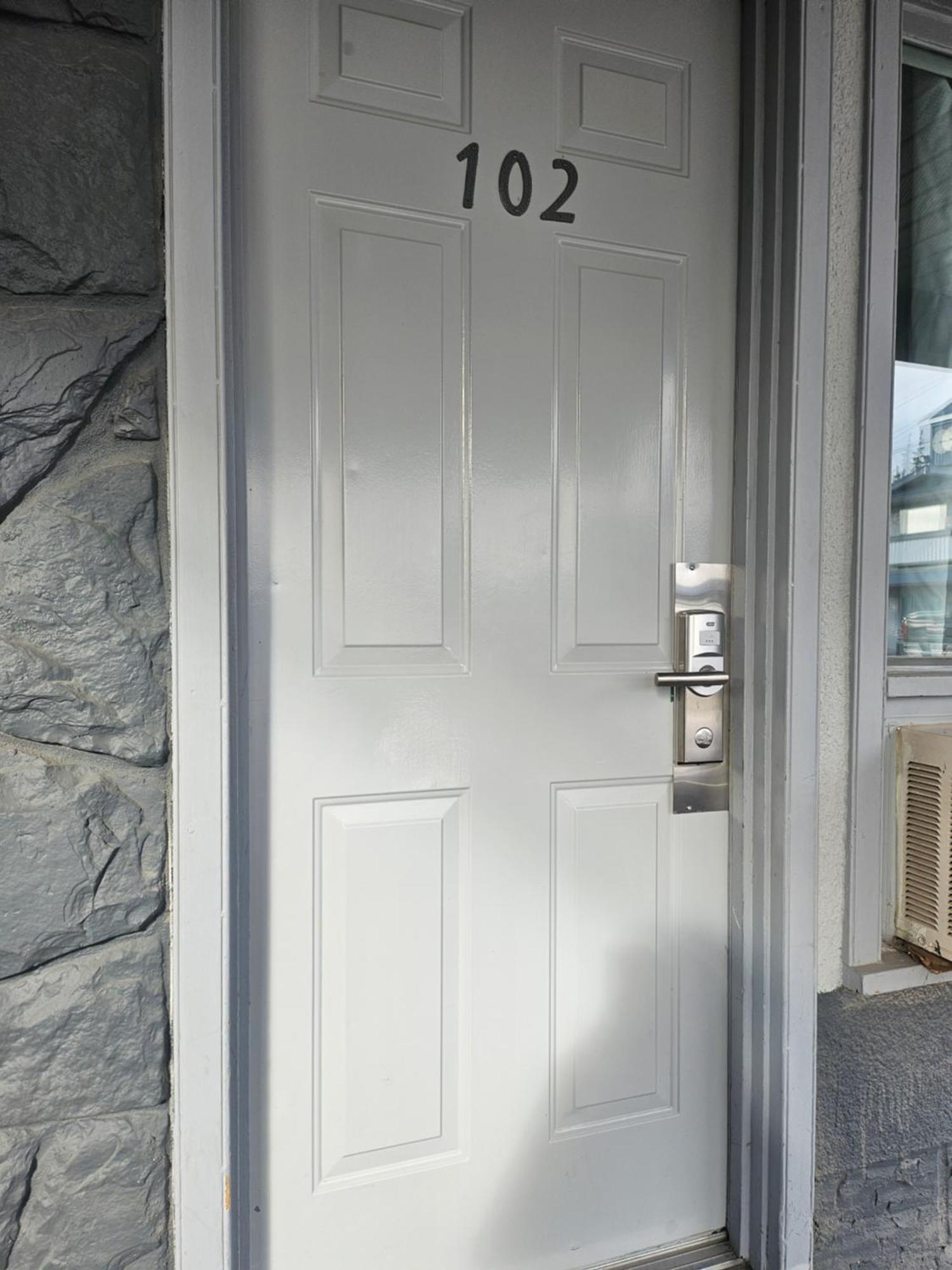 Tara Vista Inn Hinton Exterior photo